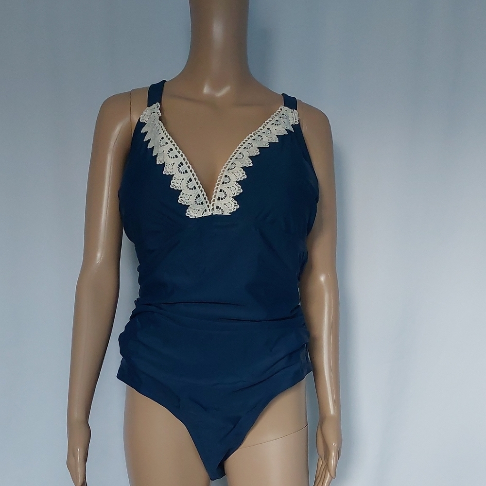 Cupshe Tummy Control one Piece Swimswit Womens Plus  Lace V-Neck Blue Size‎ 2X
